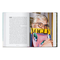David Hockney. A Chronology. 45th Ed