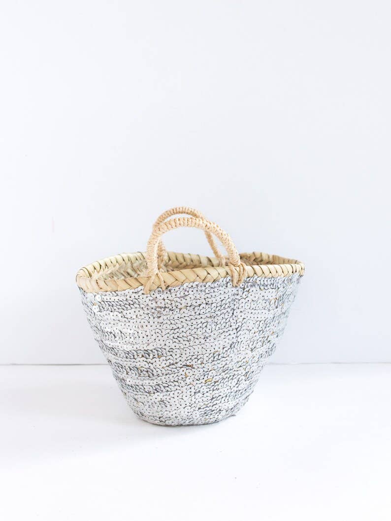 Mini sequin basket