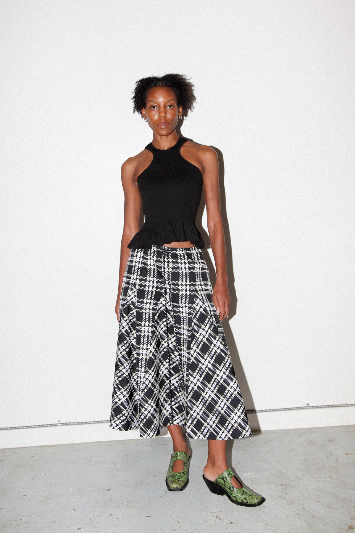 Plaid Peak Skirt black